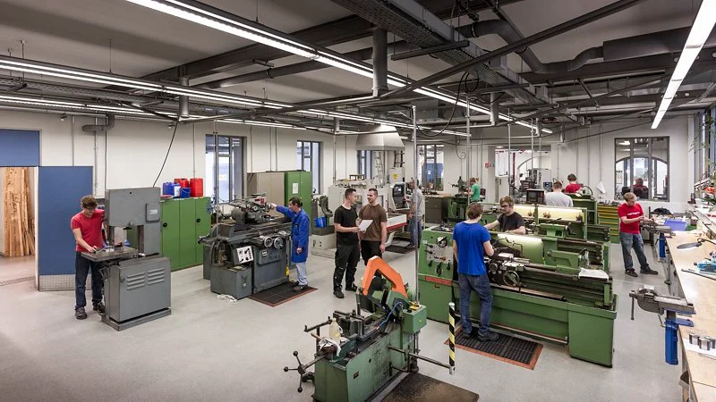 Techno Mech Engineers factory floor with modern CNC machinery